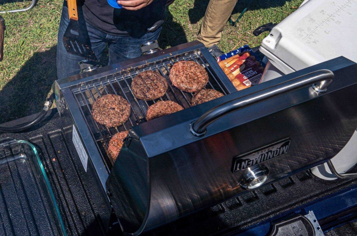 13742 | Stainless Tabletop Propane Gas Grill - Wine Drop Cookery