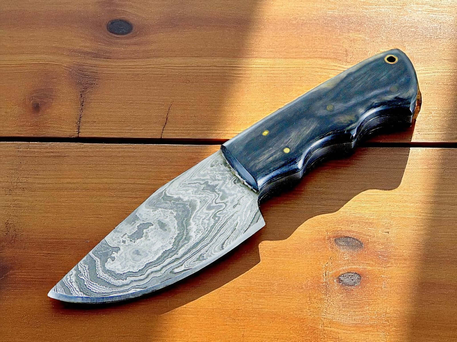 Custom Handmade Damascus Skinning Knives 