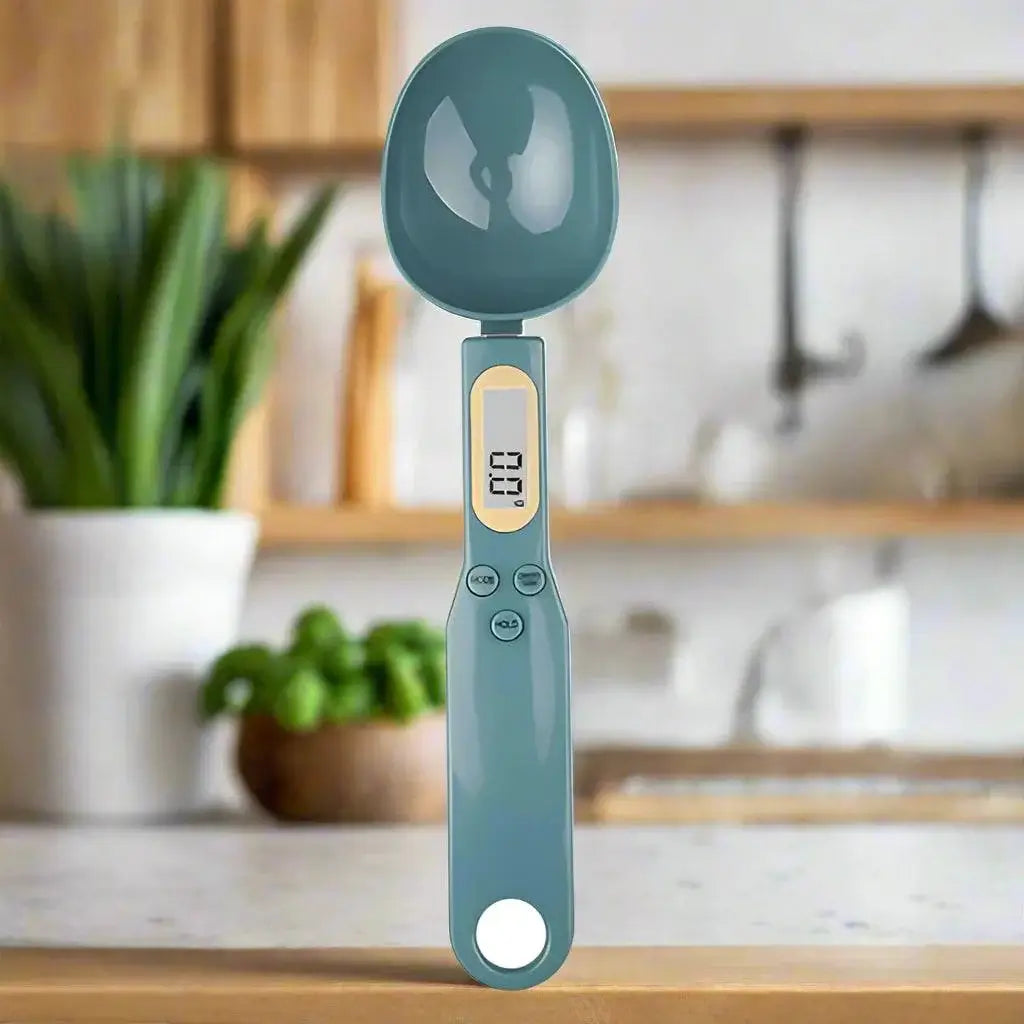 Mini Digital Spoon Scale – Precision Measuring in emerald green for precise food measuring with 0.1g accuracy, perfect for any kitchen.