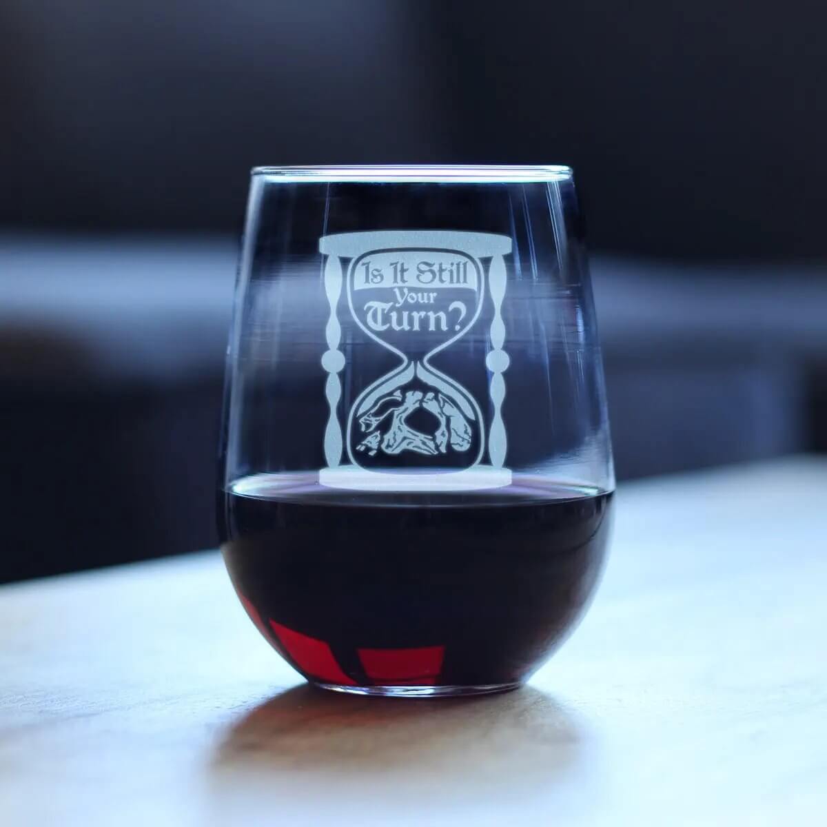 Engraved wine glass for gamers featuring hourglass design, perfect for RPG and board game nights.
