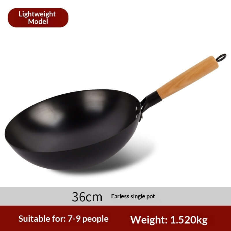 Rim and edge of the hand forged iron wok
