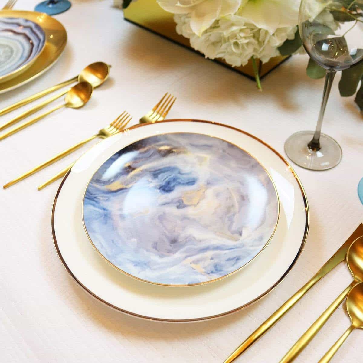 Narrow Gold Rim Dinner Plate-Set of 4 - Wine Drop Cookery