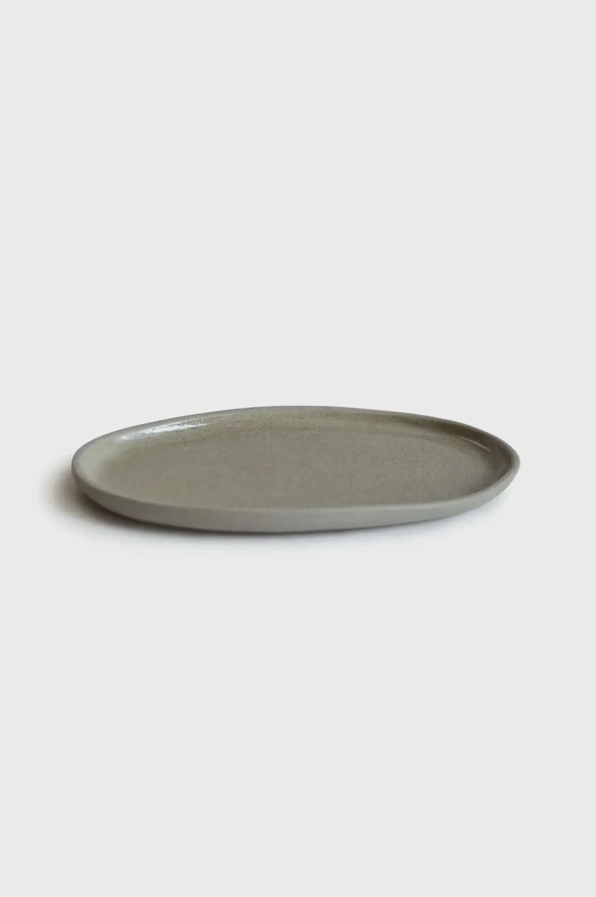 Handmade stoneware serving platter "Concrete" with glossy glaze and rustic texture.